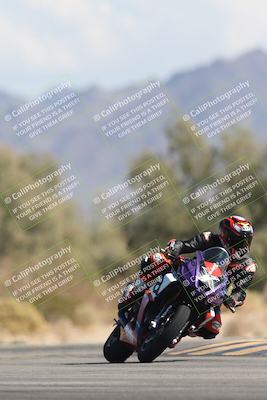 media/Oct-13-2025-Moto Forza (Mon) [[a66d839500]]/2-A Group/Session 4 Turn 7/